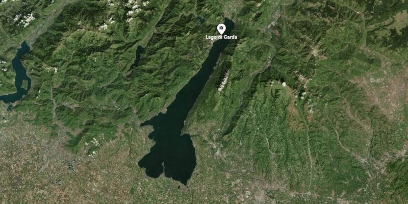 Vista del Lago di Garda dal satellite